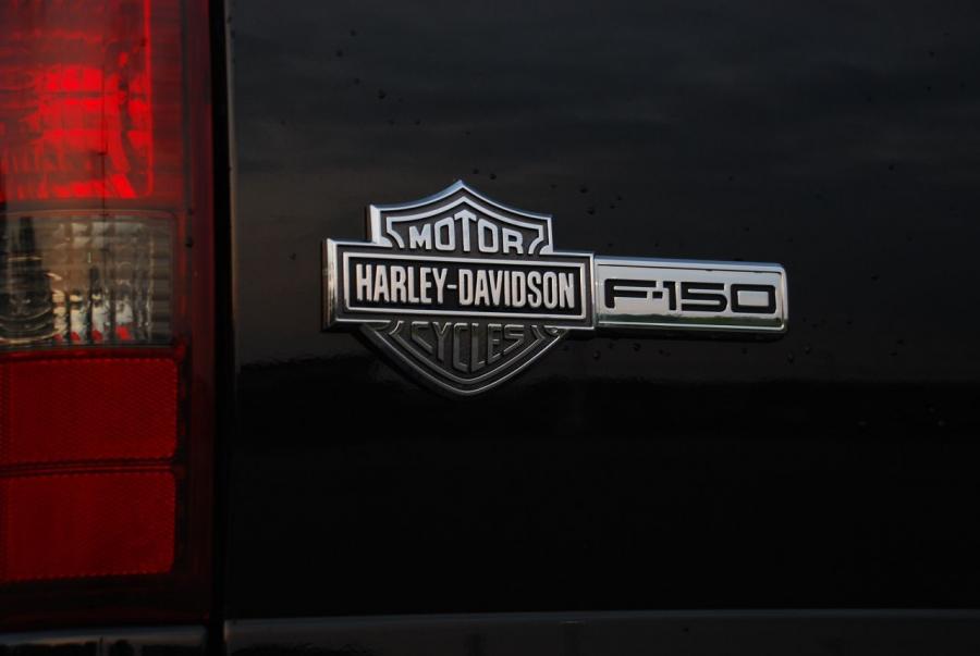  Ford F-150 Harley-Davidson SuperCrew 2007 года  (фото 11 из 29)